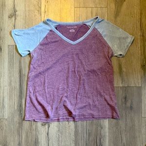 Burgundy and grey v neck American Eagle T-shirt. Large